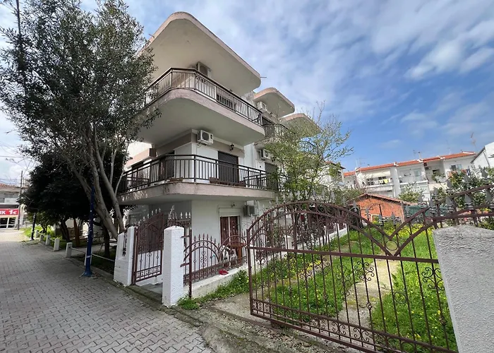 Hotel Pelekan And Athina 34 *